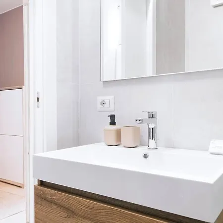 Easylife - - Col Di Lana 1 - Navigli Apartamento Milán