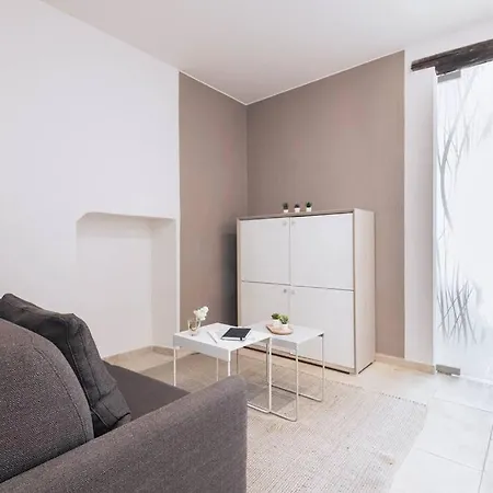 Easylife - - Col Di Lana 1 - Navigli *