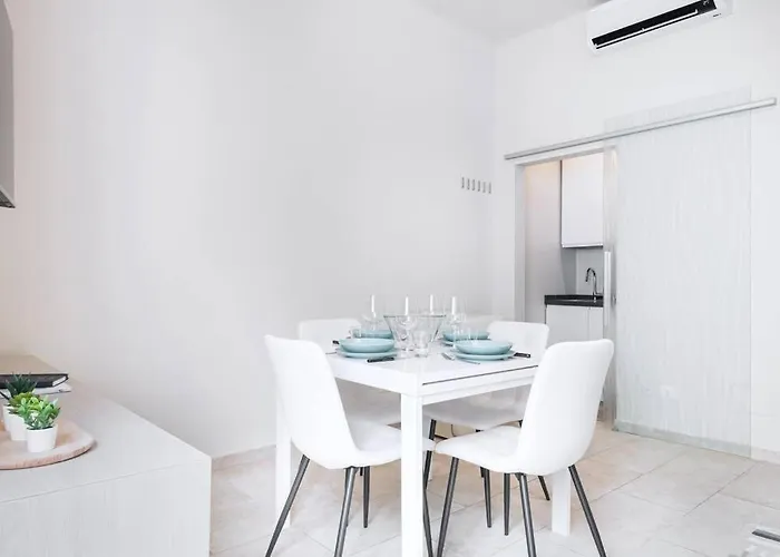 Easylife - - Col Di Lana 1 - Navigli *